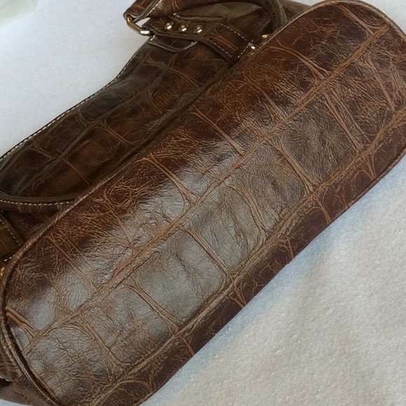 FINAL SALE PRICE Koltov Brown Croc Handbag - Picture 5 of 6